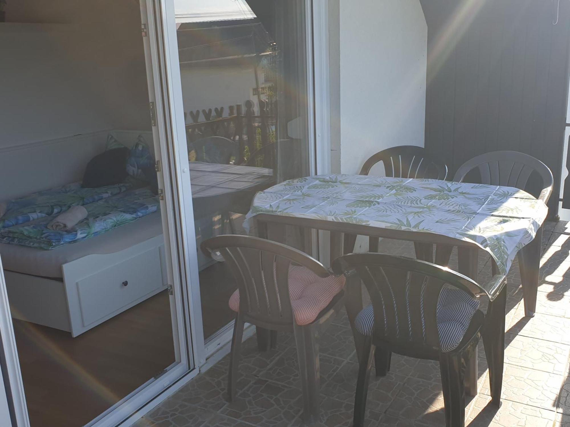 Sophie Apartment With Balcony บาลาทอนเบรีน ภายนอก รูปภาพ